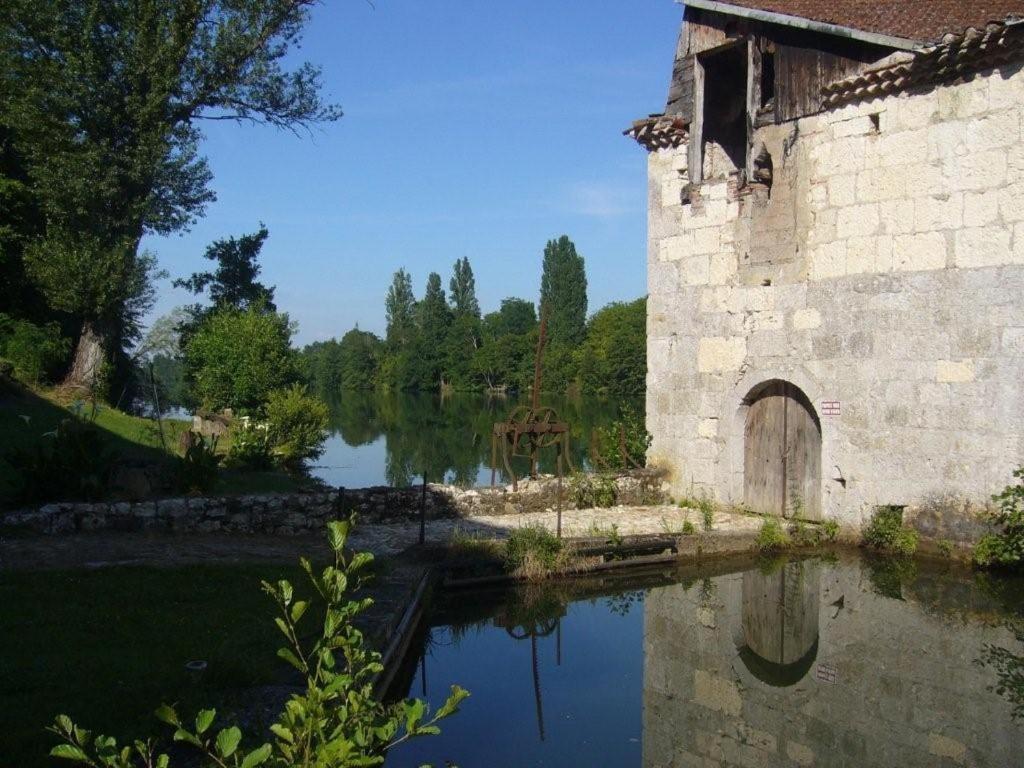Chambres D'Hotes Moulin De Rigoulieres Saint-Sylvestre-sur-Lot Exterior foto